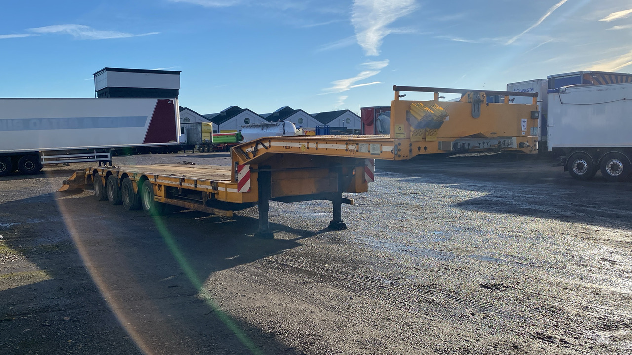 FAYMONVILLE MACHINERY CARRIER STEPFRAME - Trailer: picture 1 FAYMONVILLE MACHINERY CARRIER STEPFRAME - Trailer: picture 1