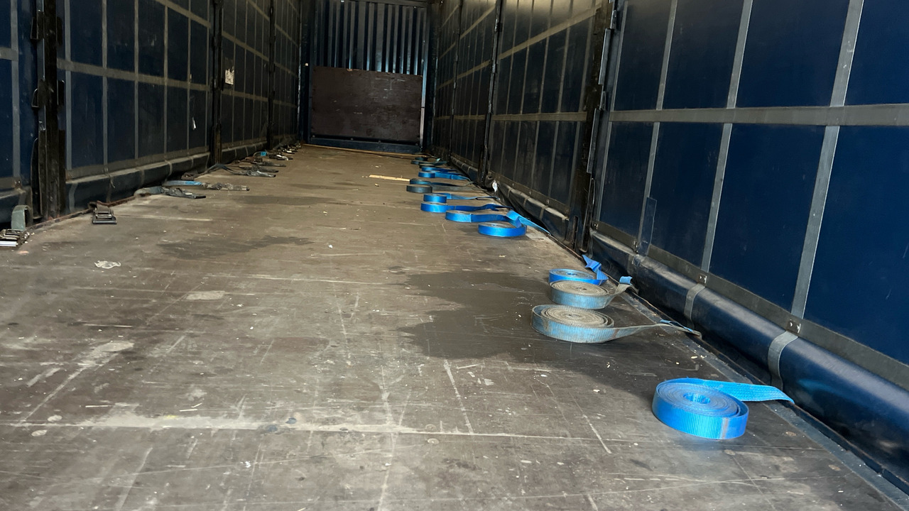 Trailer KRONE CURTAINSIDE: picture 10 Trailer KRONE CURTAINSIDE: picture 10