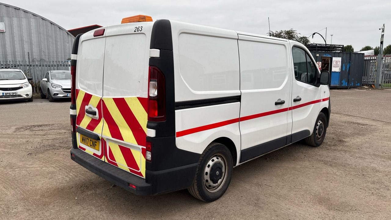 VAUXHALL VIVARO 2700 1.6CDTI 125PS - Small van: picture 4 VAUXHALL VIVARO 2700 1.6CDTI 125PS - Small van: picture 4