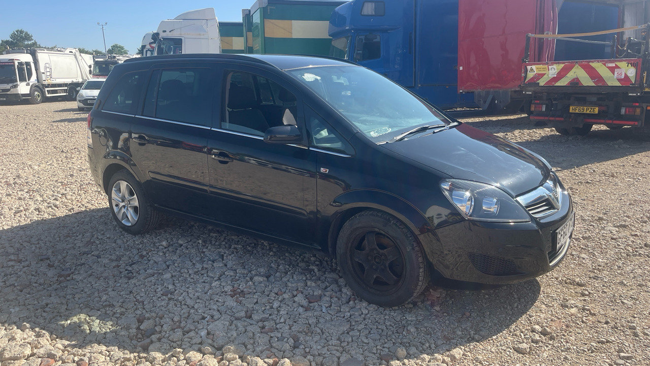 VAUXHALL ZAFIRA 1.7 CDTI - Car: picture 1 VAUXHALL ZAFIRA 1.7 CDTI - Car: picture 1