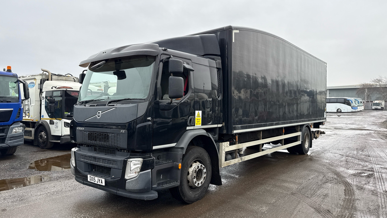 VOLVO FE - Box truck: picture 2 VOLVO FE - Box truck: picture 2