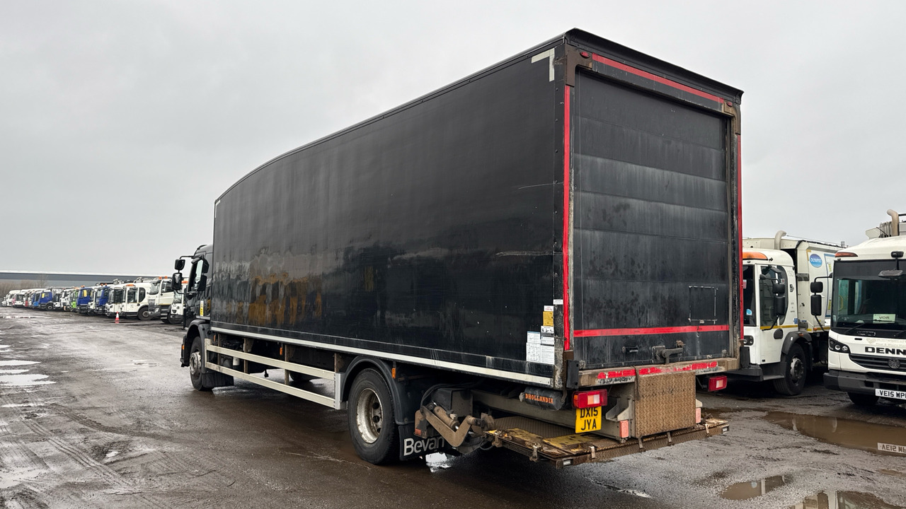 VOLVO FE - Box truck: picture 3 VOLVO FE - Box truck: picture 3