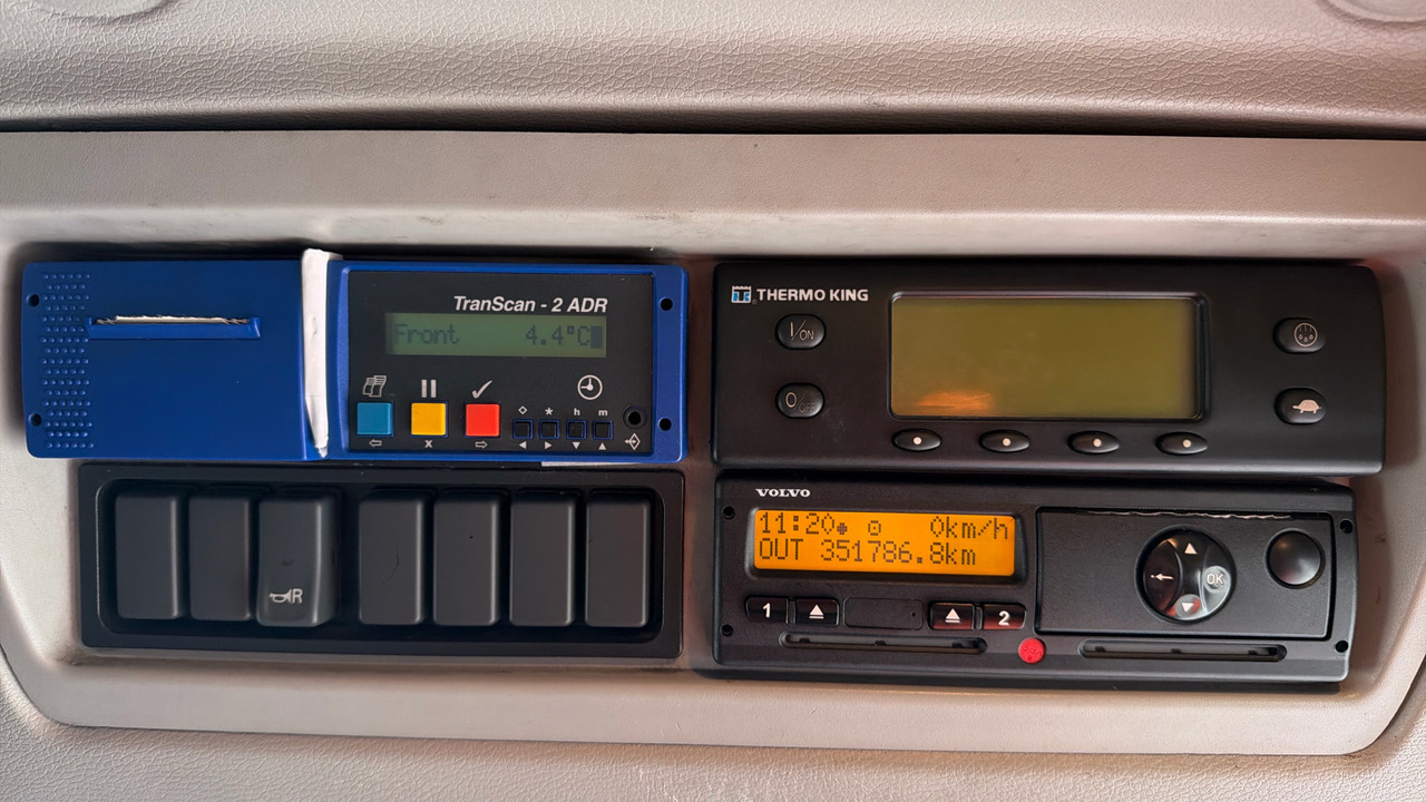 Refrigerator truck VOLVO FL 250: picture 9 Refrigerator truck VOLVO FL 250: picture 9