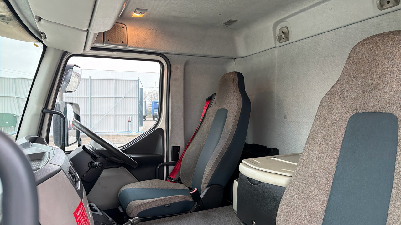 Refrigerator truck VOLVO FL 250: picture 15 Refrigerator truck VOLVO FL 250: picture 15