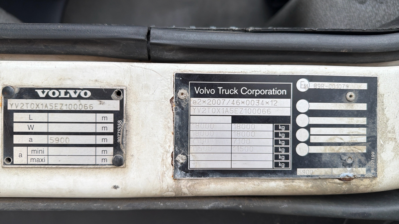 Refrigerator truck VOLVO FL 250: picture 11 Refrigerator truck VOLVO FL 250: picture 11