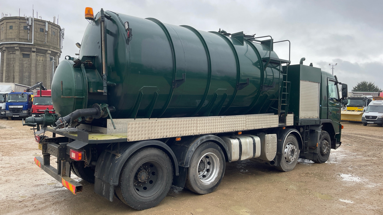 VOLVO FM - Tank truck: picture 4 VOLVO FM - Tank truck: picture 4