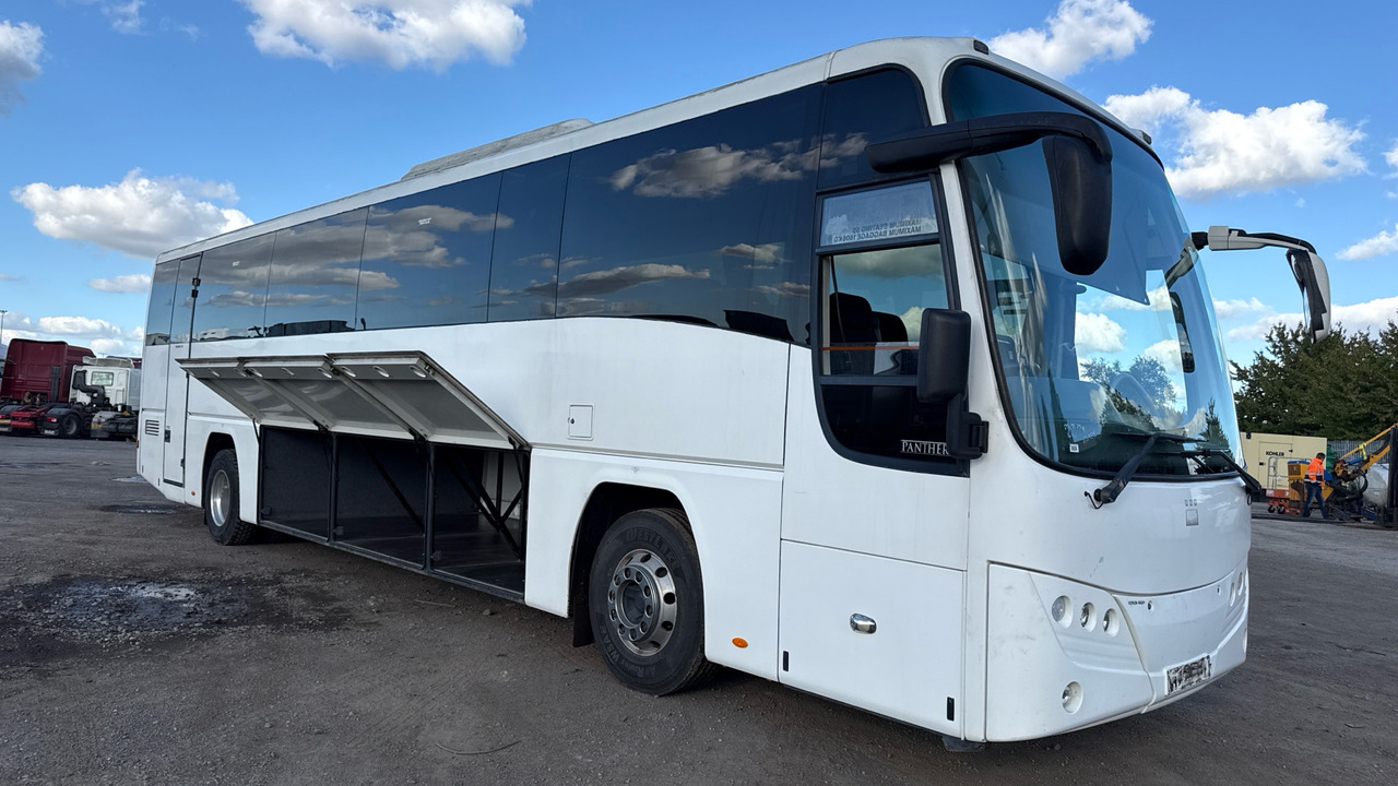 VOLVO PLAXTON PANTHER B9R - Coach: picture 1 VOLVO PLAXTON PANTHER B9R - Coach: picture 1