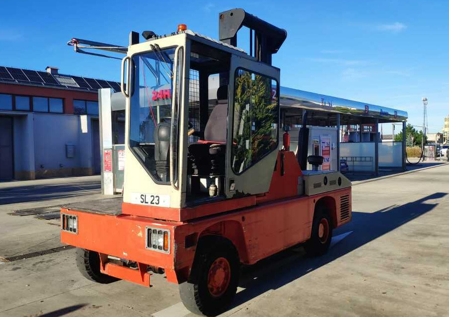 Terex SF50U - Side loader: picture 4 Terex SF50U - Side loader: picture 4