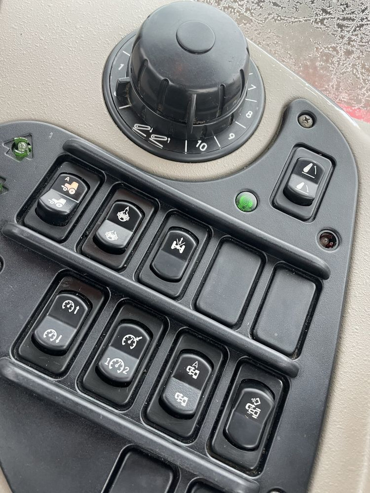 Case Puma 155 PNEUMATYKA Powershifft TLS SZYBKI i Ekonomiczny POLECAM - Farm tractor: picture 4 Case Puma 155 PNEUMATYKA Powershifft TLS SZYBKI i Ekonomiczny POLECAM - Farm tractor: picture 4