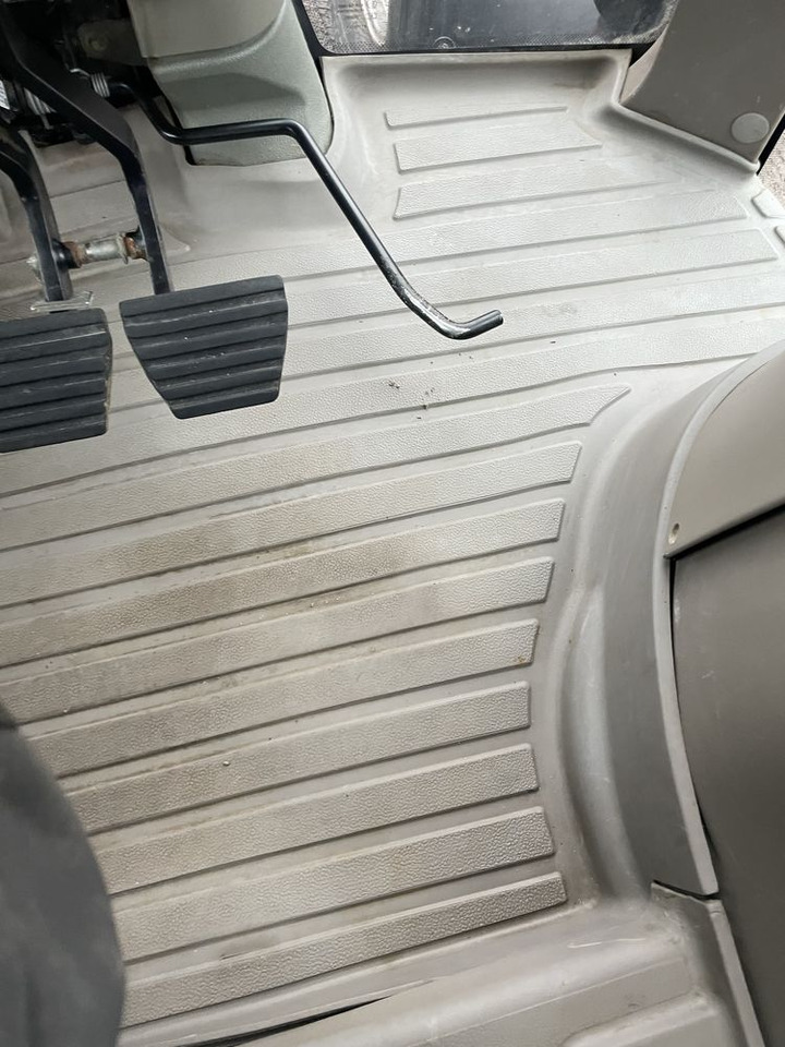 Case Puma 155 PNEUMATYKA Powershifft TLS SZYBKI i Ekonomiczny POLECAM - Farm tractor: picture 5 Case Puma 155 PNEUMATYKA Powershifft TLS SZYBKI i Ekonomiczny POLECAM - Farm tractor: picture 5