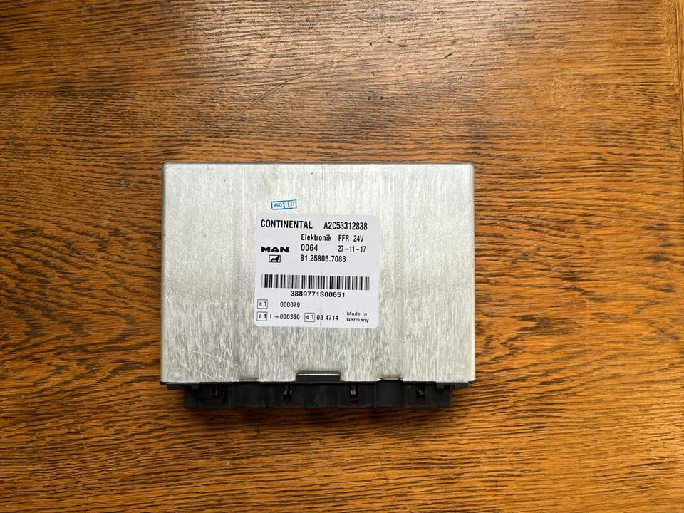 MAN CONTINENTAL VDO Elektronik FFR Steuergerät Nr 81.25805.7088 - ECU for Truck: picture 1 MAN CONTINENTAL VDO Elektronik FFR Steuergerät Nr 81.25805.7088 - ECU for Truck: picture 1