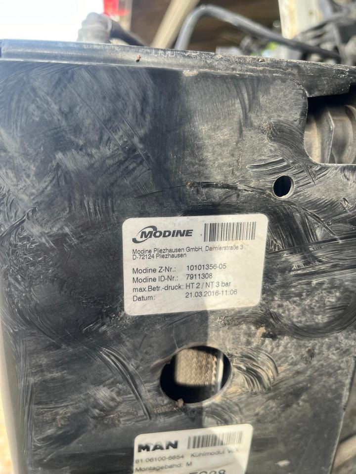 MAN TGX EU6 Kühlerpaket Wasserkühler Radiator Kühler 81061006854 - Radiator for Truck: picture 3 MAN TGX EU6 Kühlerpaket Wasserkühler Radiator Kühler 81061006854 - Radiator for Truck: picture 3