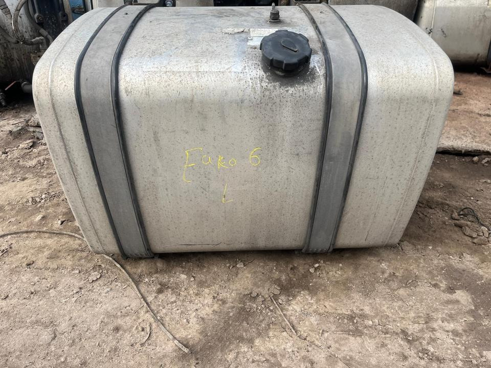 MAN TGX EU6 RN002 Dieseltank Tank Tankbehälter 460L - Fuel tank for Truck: picture 1 MAN TGX EU6 RN002 Dieseltank Tank Tankbehälter 460L - Fuel tank for Truck: picture 1