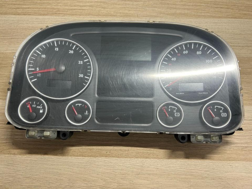 MAN Tacho / Kombiinstrument 81.27202-6209 - Dashboard for Truck: picture 2 MAN Tacho / Kombiinstrument 81.27202-6209 - Dashboard for Truck: picture 2