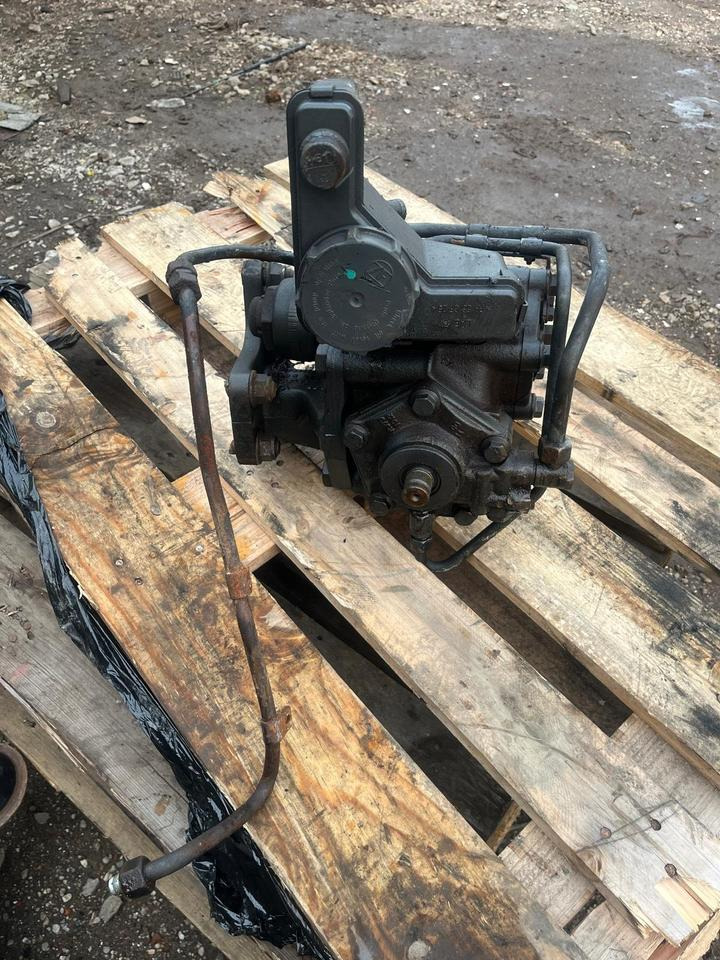 Mercedes Atego Lenkung Lenkgetriebe LS6 A9744610101 - Steering gear for Truck: picture 1 Mercedes Atego Lenkung Lenkgetriebe LS6 A9744610101 - Steering gear for Truck: picture 1