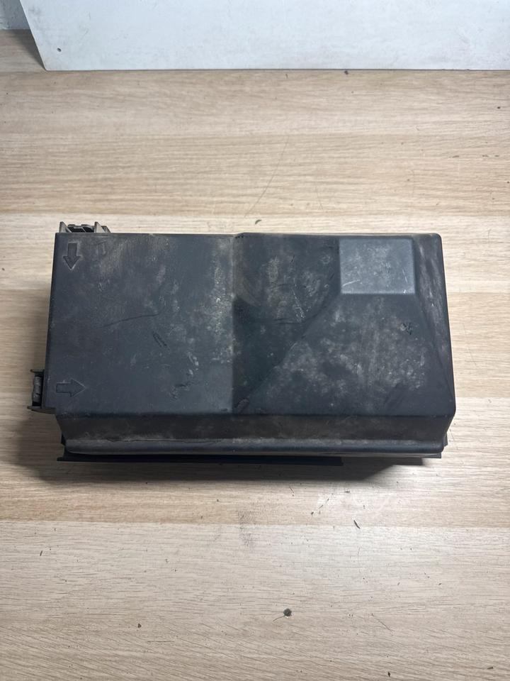 Mercedes Frontmodul CONTINENTAL A0004462661 - ECU for Truck: picture 5 Mercedes Frontmodul CONTINENTAL A0004462661 - ECU for Truck: picture 5