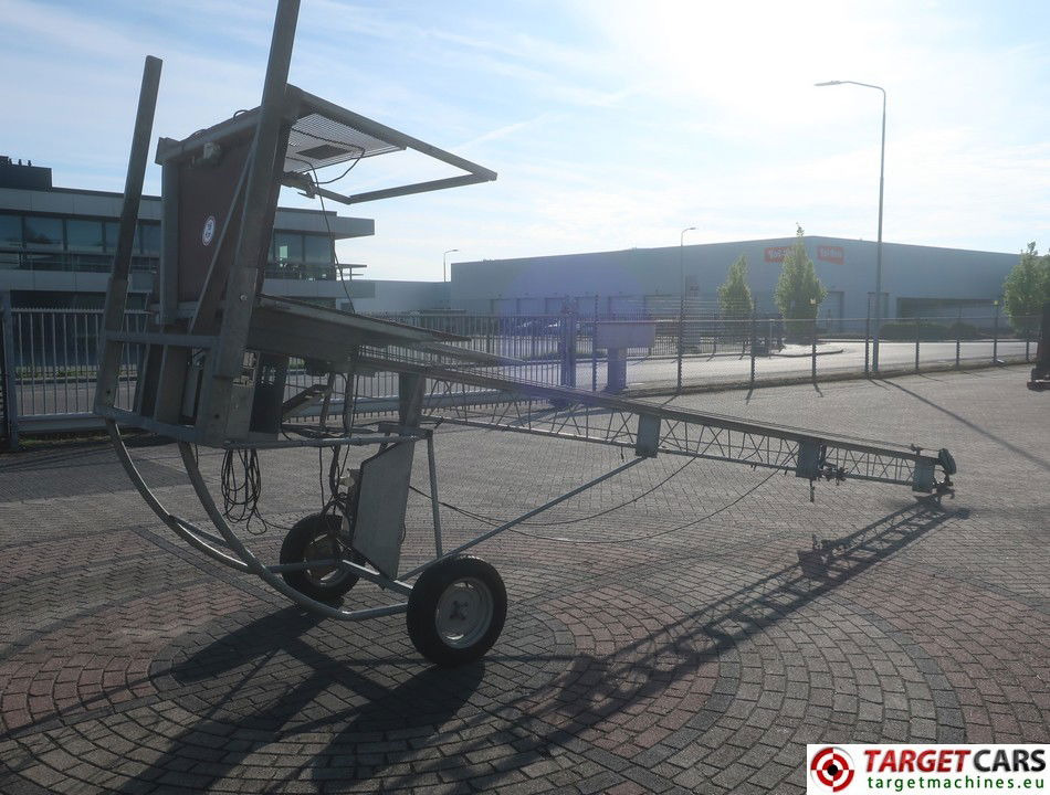 DE JONG A32L TOWABLE MATERIAL LIFT 750CM 300KG 2008 201040 - Trailer mounted boom lift: picture 4 DE JONG A32L TOWABLE MATERIAL LIFT 750CM 300KG 2008 201040 - Trailer mounted boom lift: picture 4