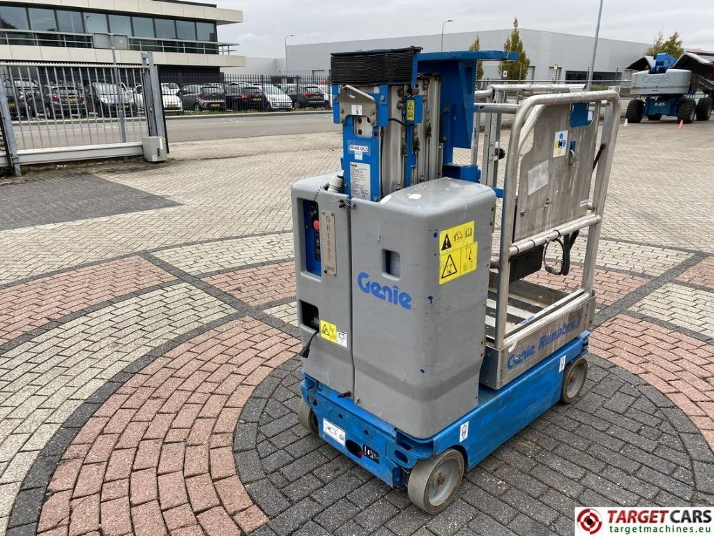 Genie GR15 Runabout Electric Vertical Mast Lift 652cm  - Vertical mast lift: picture 3 Genie GR15 Runabout Electric Vertical Mast Lift 652cm  - Vertical mast lift: picture 3