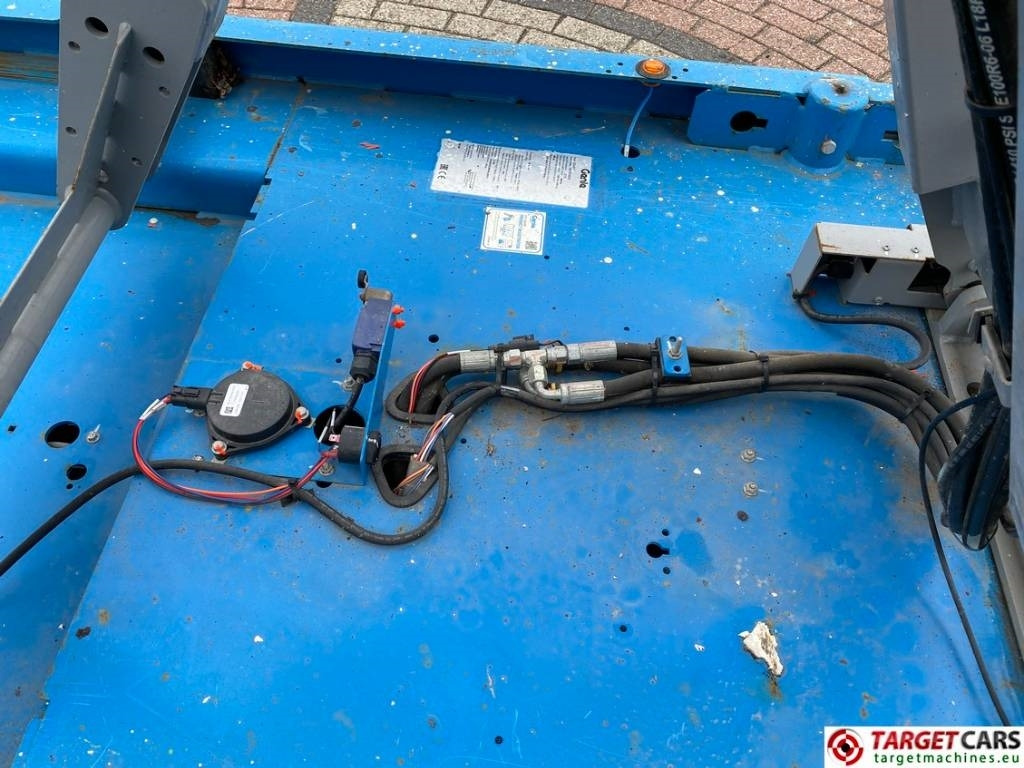 Scissor lift Genie GS-4047 Electric Scissor Work Lift 1389cm: picture 29 Scissor lift Genie GS-4047 Electric Scissor Work Lift 1389cm: picture 29