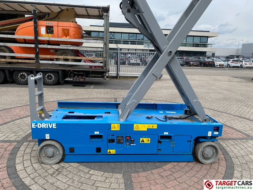 Scissor lift Genie GS-4655 Electric E-Drive Scissor Work Lift 1595cm: picture 30 Scissor lift Genie GS-4655 Electric E-Drive Scissor Work Lift 1595cm: picture 30