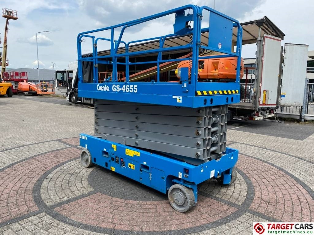 Genie GS-4655 Electric E-Drive Scissor Work Lift 1595cm - Scissor lift: picture 2 Genie GS-4655 Electric E-Drive Scissor Work Lift 1595cm - Scissor lift: picture 2