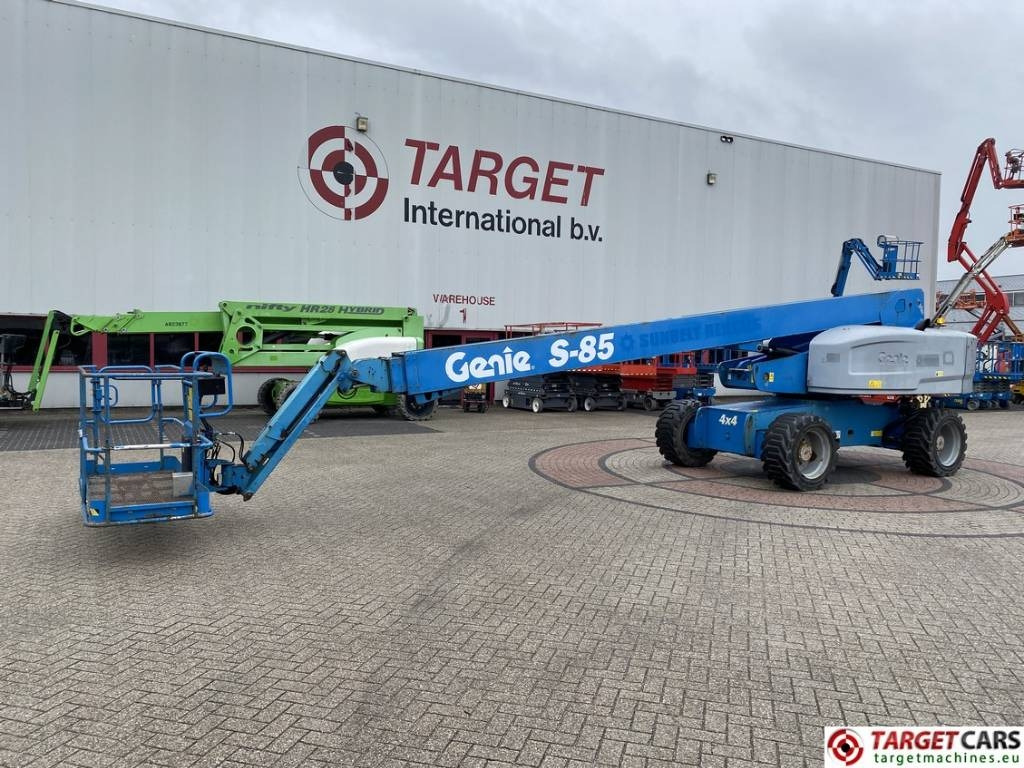 Genie S-85 Telescopic 4x4 Diesel Boom Work Lift 2791cm  - Telescopic boom: picture 1 Genie S-85 Telescopic 4x4 Diesel Boom Work Lift 2791cm  - Telescopic boom: picture 1