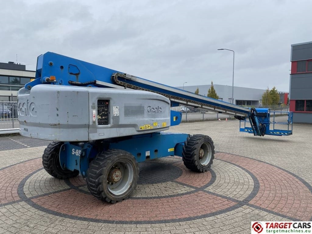 Genie S-85 Telescopic 4x4 Diesel Boom Work Lift 2791cm  - Telescopic boom: picture 3 Genie S-85 Telescopic 4x4 Diesel Boom Work Lift 2791cm  - Telescopic boom: picture 3