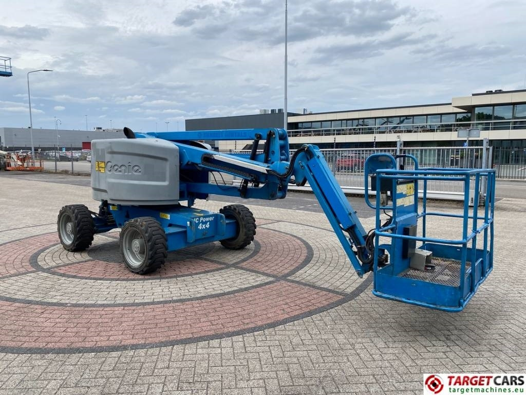 Genie Z-45/25J Articulated 4x4 Diesel Boom Work Lift 16M - Articulated boom: picture 2 Genie Z-45/25J Articulated 4x4 Diesel Boom Work Lift 16M - Articulated boom: picture 2