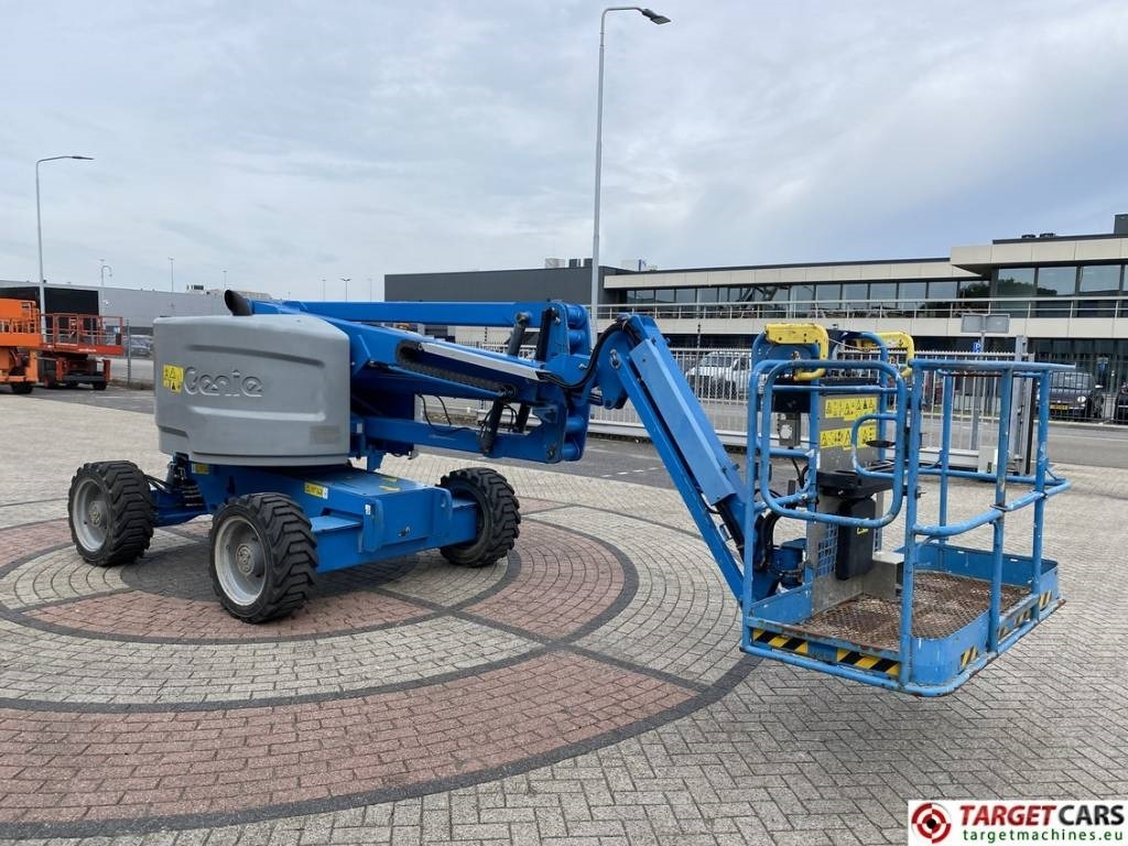 Genie Z-45/25J Diesel 4x4 Articulated Boom Lift 1605cm - Articulated boom: picture 2 Genie Z-45/25J Diesel 4x4 Articulated Boom Lift 1605cm - Articulated boom: picture 2