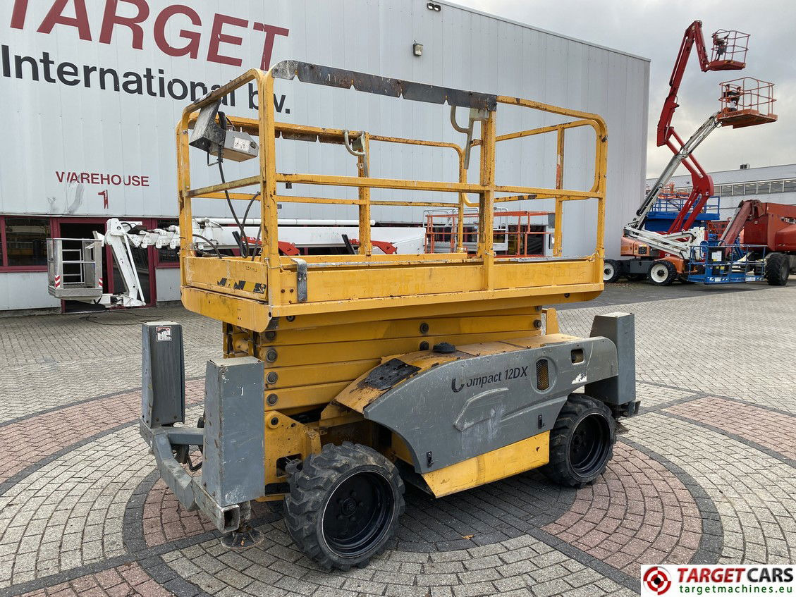 HAULOTTE COMPACT 12DX DIESEL 4x4 SCISSOR WORKLIFT 1206CM 2016 2003154 JACKLEGS - Scissor lift: picture 1 HAULOTTE COMPACT 12DX DIESEL 4x4 SCISSOR WORKLIFT 1206CM 2016 2003154 JACKLEGS - Scissor lift: picture 1