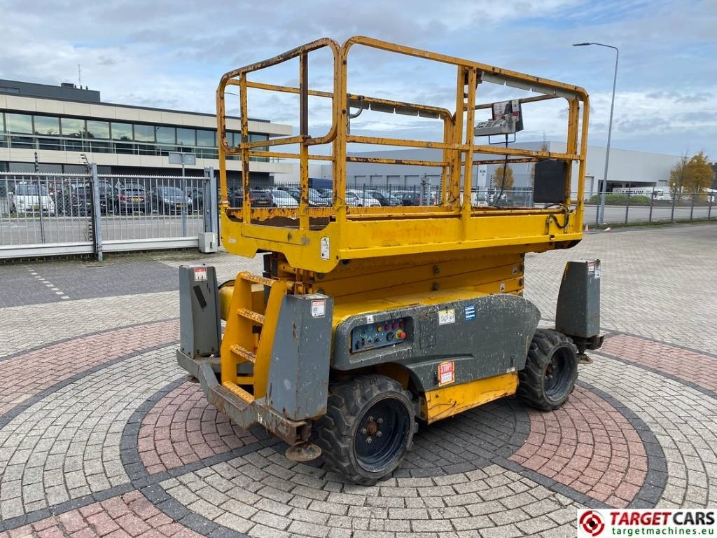 Haulotte Compact 12DX Diesel 4x4 Scissor Work Lift 1206cm - Scissor lift: picture 3 Haulotte Compact 12DX Diesel 4x4 Scissor Work Lift 1206cm - Scissor lift: picture 3