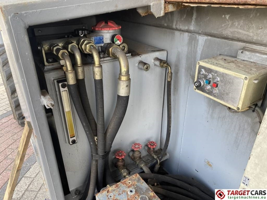 Scissor lift Holland Lift Combistar M-250DL27 diesel scissor worklift 27.20M: picture 17