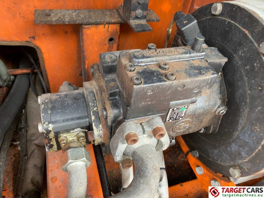 Scissor lift Holland Lift T210DL25 4WD Diesel T-210DL25 Scissor WorkLift 23M: picture 32