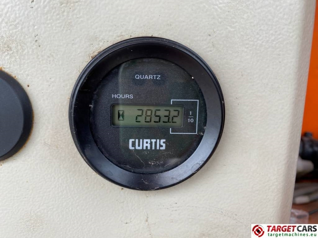 Scissor lift Holland Lift T210DL25 4WD Diesel T-210DL25 Scissor WorkLift 23M: picture 12