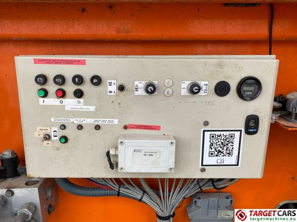 Scissor lift Holland Lift T210DL25 4WD Diesel T-210DL25 Scissor WorkLift 23M: picture 11