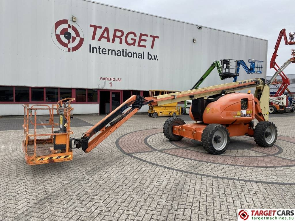 JLG 600AJ Articulated 4x4 Diesel Boom Work Lift 2047cm  - Articulated boom: picture 1 JLG 600AJ Articulated 4x4 Diesel Boom Work Lift 2047cm  - Articulated boom: picture 1