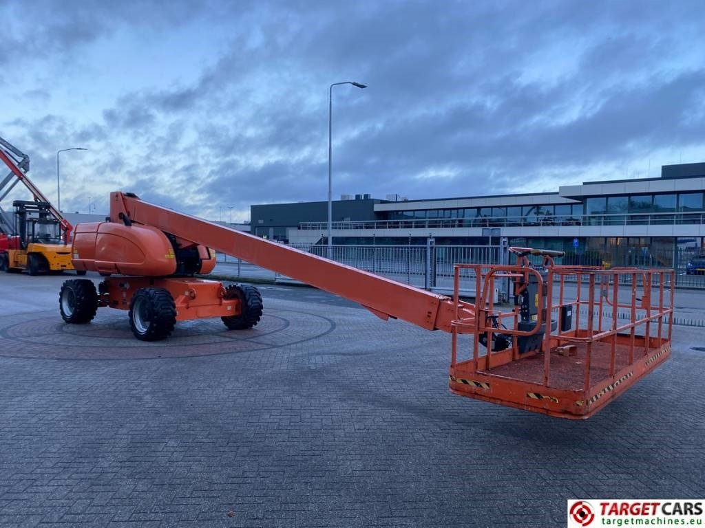 JLG 680S Telescopic 4x4 Diesel Boom Work Lift 2273cm - Telescopic boom: picture 2 JLG 680S Telescopic 4x4 Diesel Boom Work Lift 2273cm - Telescopic boom: picture 2