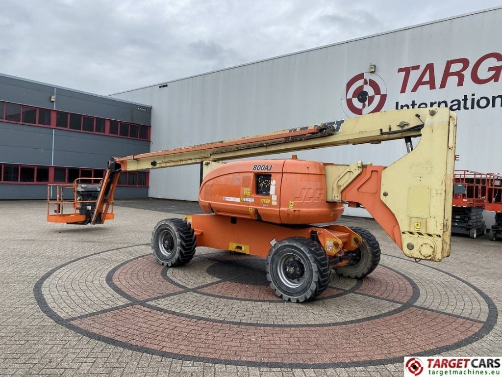 JLG 800AJ Articulated 4x4 Diesel Boom Work Lift 2638cm  - Articulated boom: picture 4 JLG 800AJ Articulated 4x4 Diesel Boom Work Lift 2638cm  - Articulated boom: picture 4