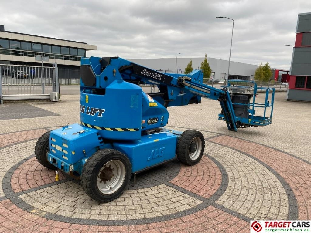 JLG M450AJ HyBrid Articulated Boom Work Lift 1572cm - Articulated boom: picture 3 JLG M450AJ HyBrid Articulated Boom Work Lift 1572cm - Articulated boom: picture 3