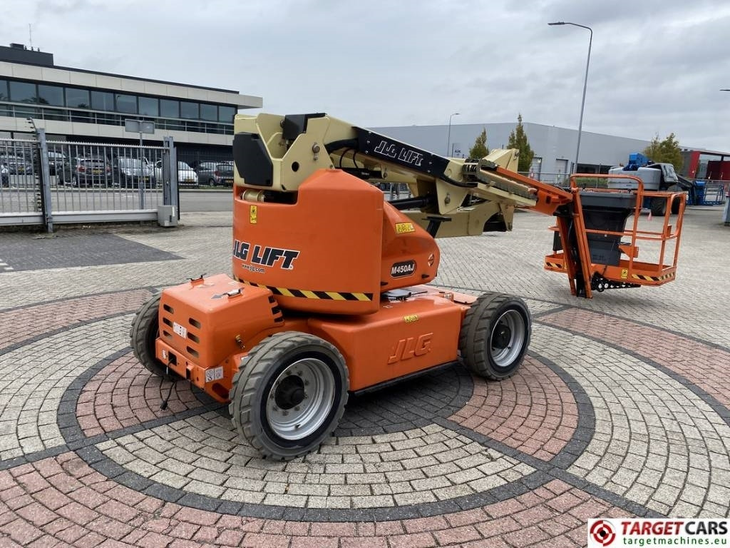 JLG M450AJ HyBrid Articulated Boom Work Lift 1572cm  - Articulated boom: picture 3 JLG M450AJ HyBrid Articulated Boom Work Lift 1572cm  - Articulated boom: picture 3