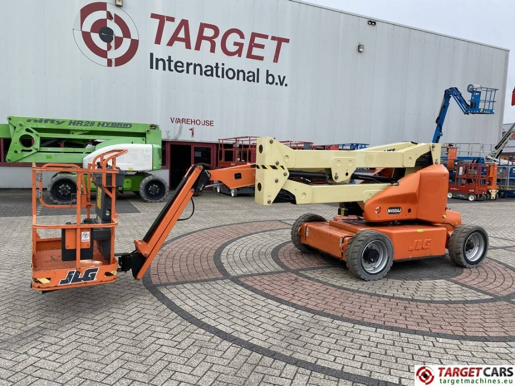 JLG M450AJ HyBrid Articulated Boom Work Lift 1572cm  - Articulated boom: picture 1 JLG M450AJ HyBrid Articulated Boom Work Lift 1572cm  - Articulated boom: picture 1