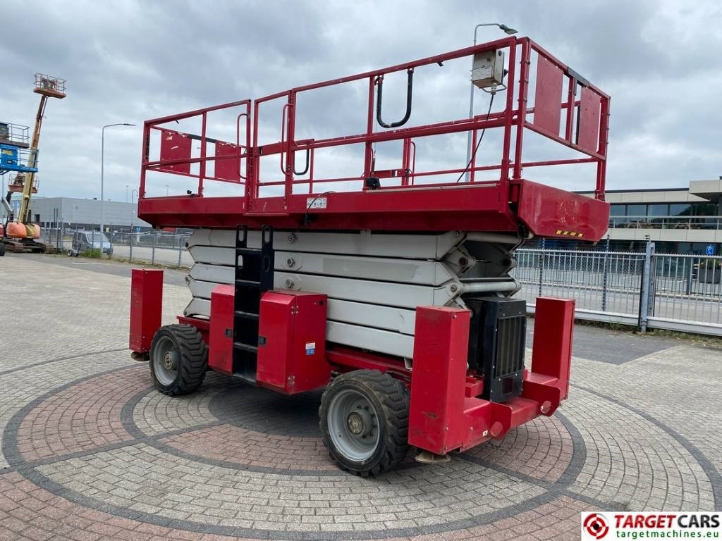 MEC 6092RT Diesel 4x4 Scissor Work Lift 2020cm - Scissor lift: picture 2 MEC 6092RT Diesel 4x4 Scissor Work Lift 2020cm - Scissor lift: picture 2