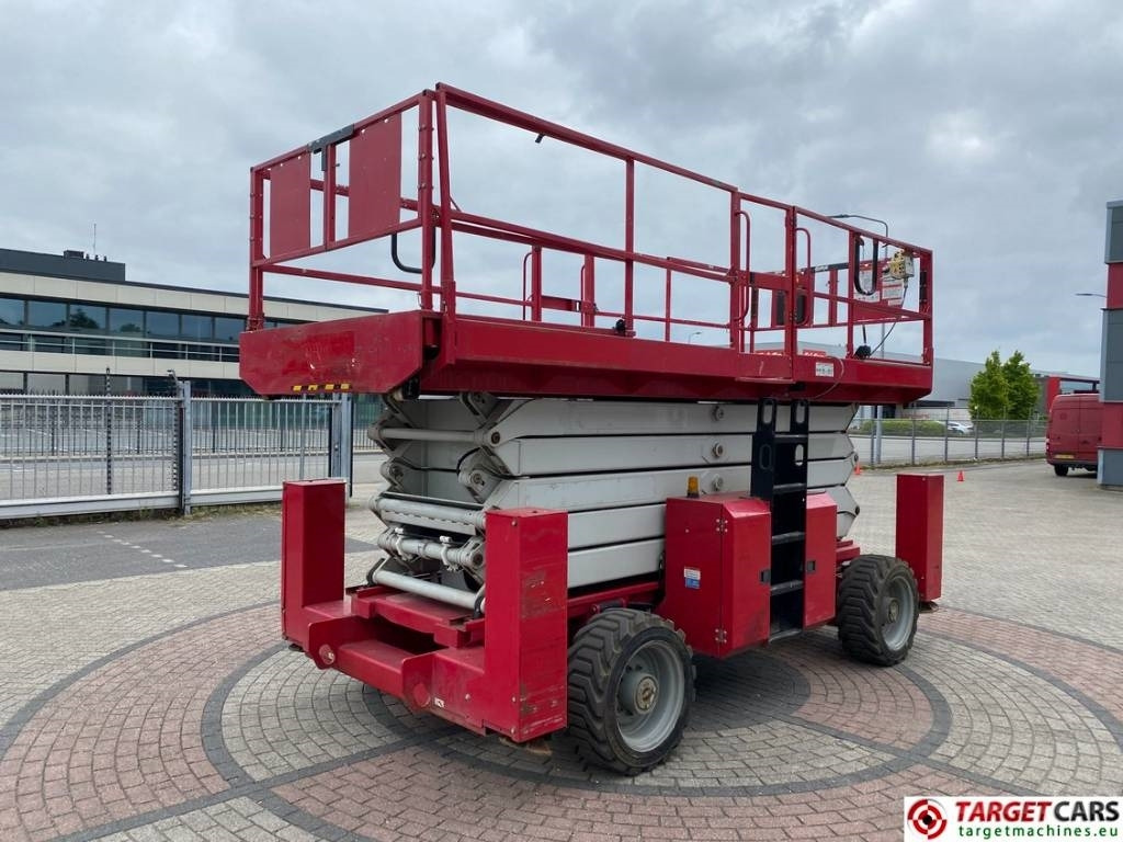 MEC 6092RT Diesel 4x4 Scissor Work Lift 2020cm - Scissor lift: picture 3 MEC 6092RT Diesel 4x4 Scissor Work Lift 2020cm - Scissor lift: picture 3