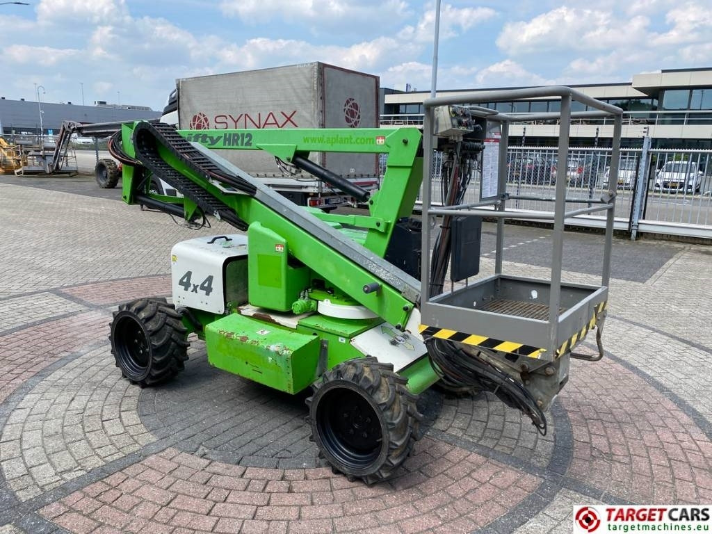 Niftylift HR12D 4WD Articulated Diesel Boom Work Lift 1220cm - Articulated boom: picture 2 Niftylift HR12D 4WD Articulated Diesel Boom Work Lift 1220cm - Articulated boom: picture 2