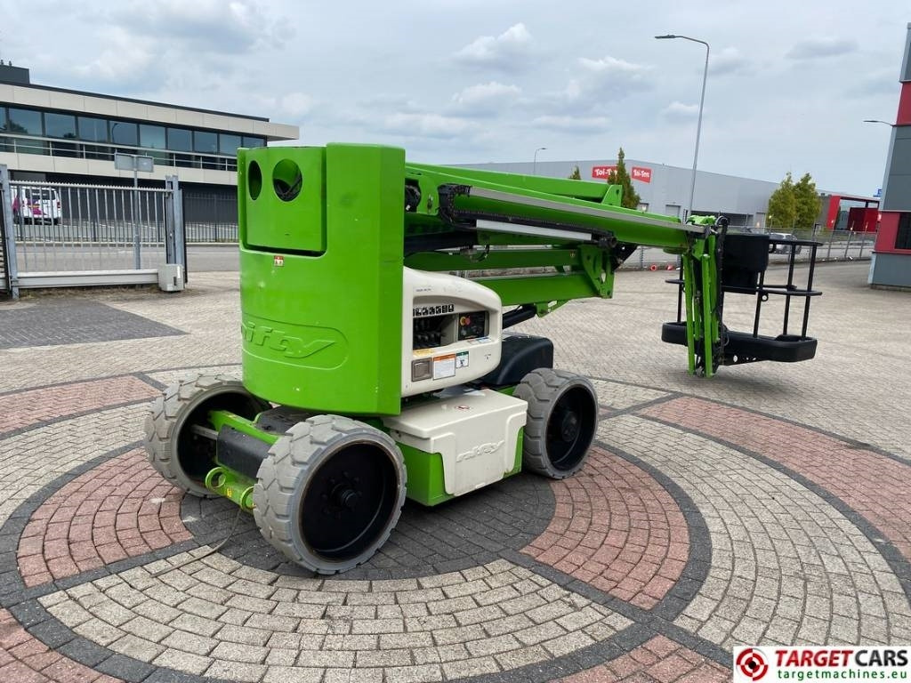 Niftylift HR17N HyBrid MK3 Articulated Boom Work Lift 1700cm  - Articulated boom: picture 3 Niftylift HR17N HyBrid MK3 Articulated Boom Work Lift 1700cm  - Articulated boom: picture 3