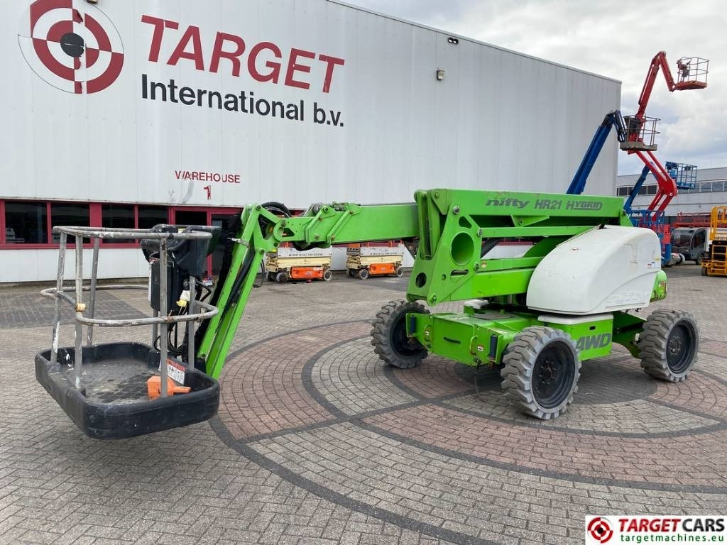 Niftylift HR21 HyBrid Articulated 4x4 Boom Work Lift 2080cm - Articulated boom: picture 1 Niftylift HR21 HyBrid Articulated 4x4 Boom Work Lift 2080cm - Articulated boom: picture 1