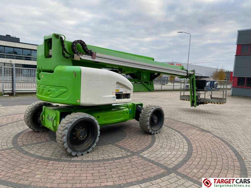 Niftylift HR28 HyBrid Articulated 4x4 Boom Work Lift 2800cm - Articulated boom: picture 3 Niftylift HR28 HyBrid Articulated 4x4 Boom Work Lift 2800cm - Articulated boom: picture 3