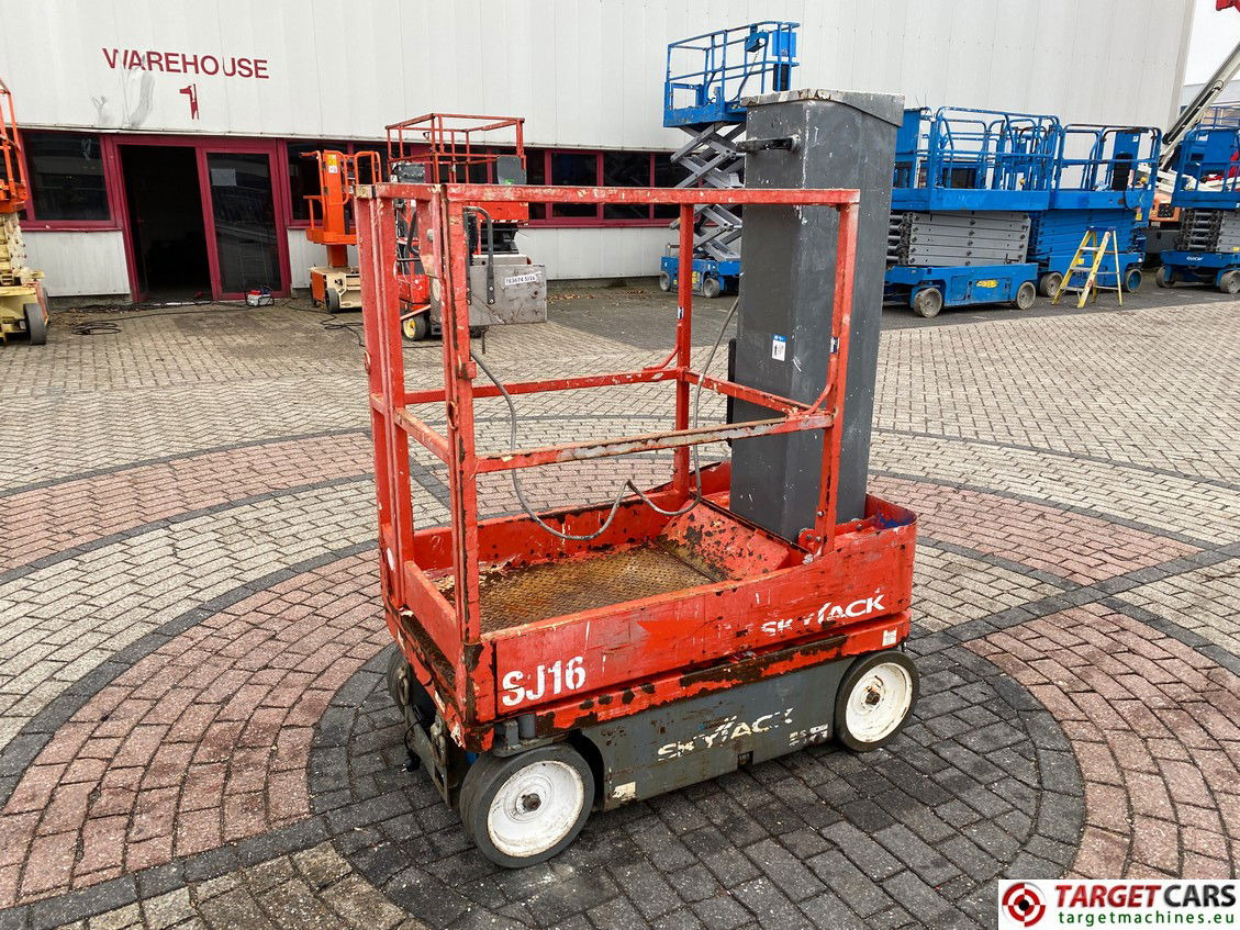 SKYJACK SJ16 VERTICAL MAST AERIAL WORK LIFT PLATFORM 2016 675CM 14009246 249HRS - Vertical mast lift: picture 1 SKYJACK SJ16 VERTICAL MAST AERIAL WORK LIFT PLATFORM 2016 675CM 14009246 249HRS - Vertical mast lift: picture 1