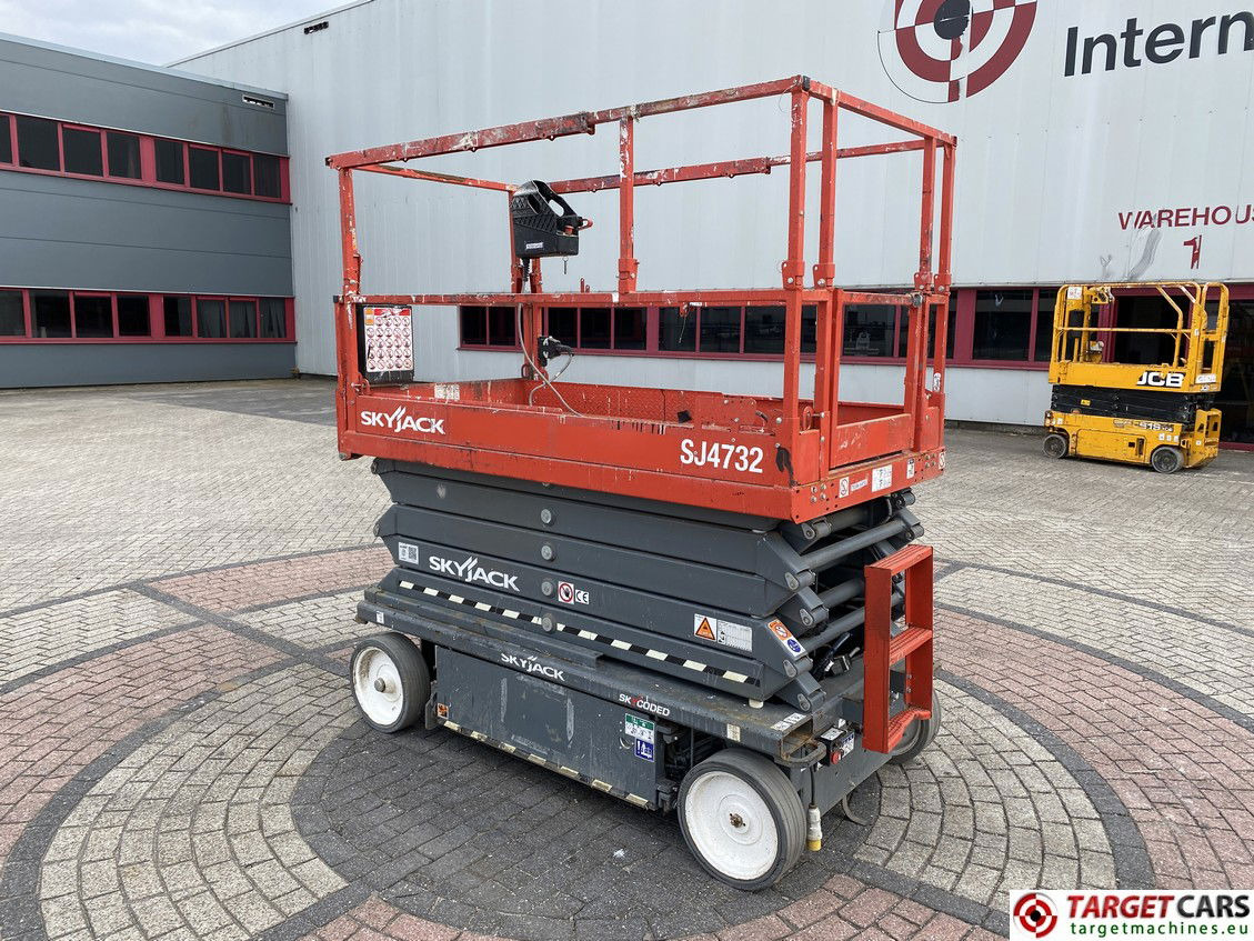 SKYJACK SJ4732 ELECTRIC SJ-4732 SCISSOR WORK LIFT 2020 A102000798 64HRS 1165CM - Scissor lift: picture 4 SKYJACK SJ4732 ELECTRIC SJ-4732 SCISSOR WORK LIFT 2020 A102000798 64HRS 1165CM - Scissor lift: picture 4