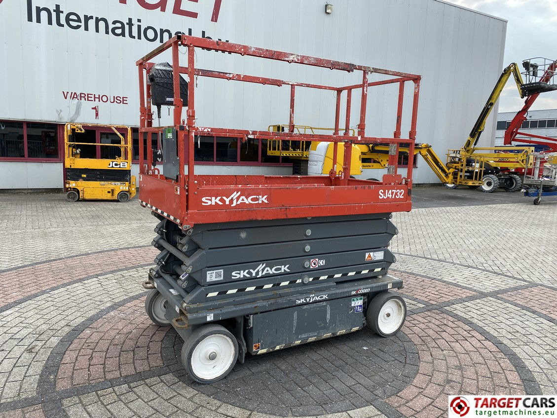 SKYJACK SJ4732 ELECTRIC SJ-4732 SCISSOR WORK LIFT 2020 A102000798 64HRS 1165CM - Scissor lift: picture 1 SKYJACK SJ4732 ELECTRIC SJ-4732 SCISSOR WORK LIFT 2020 A102000798 64HRS 1165CM - Scissor lift: picture 1